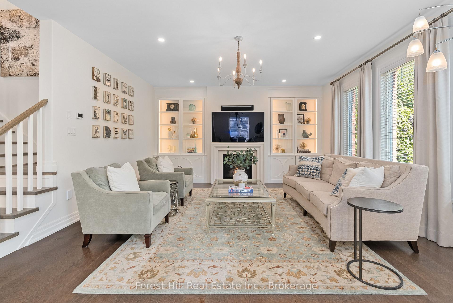 Photo 16 of 155 Glenlake Boulevard, Collingwood — HOMEH