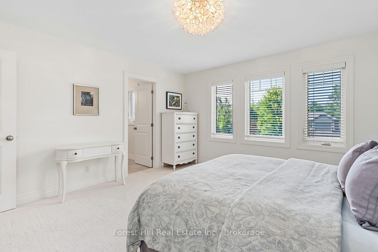 Photo 27 of 155 Glenlake Boulevard, Collingwood — HOMEH