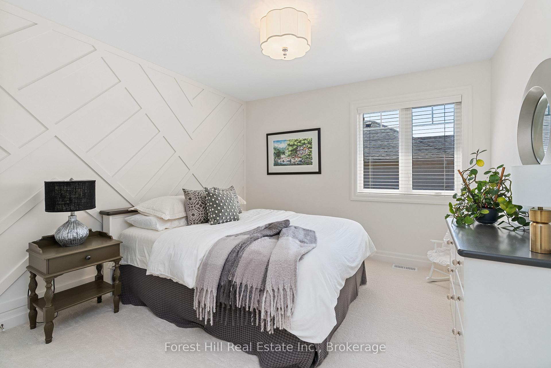 Photo 31 of 155 Glenlake Boulevard, Collingwood — HOMEH