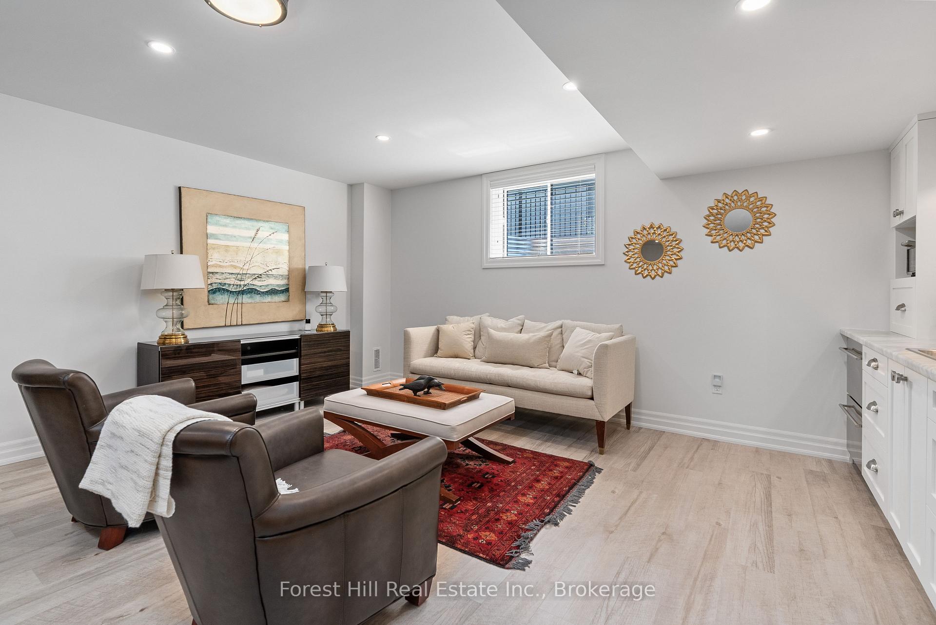 Photo 34 of 155 Glenlake Boulevard, Collingwood — HOMEH