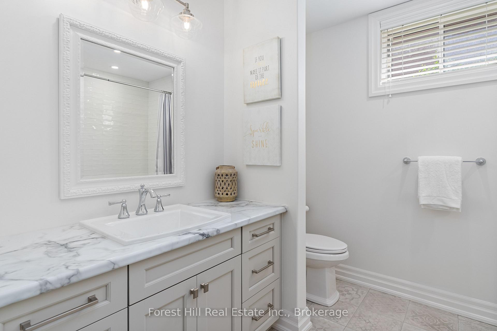 Photo 37 of 155 Glenlake Boulevard, Collingwood — HOMEH