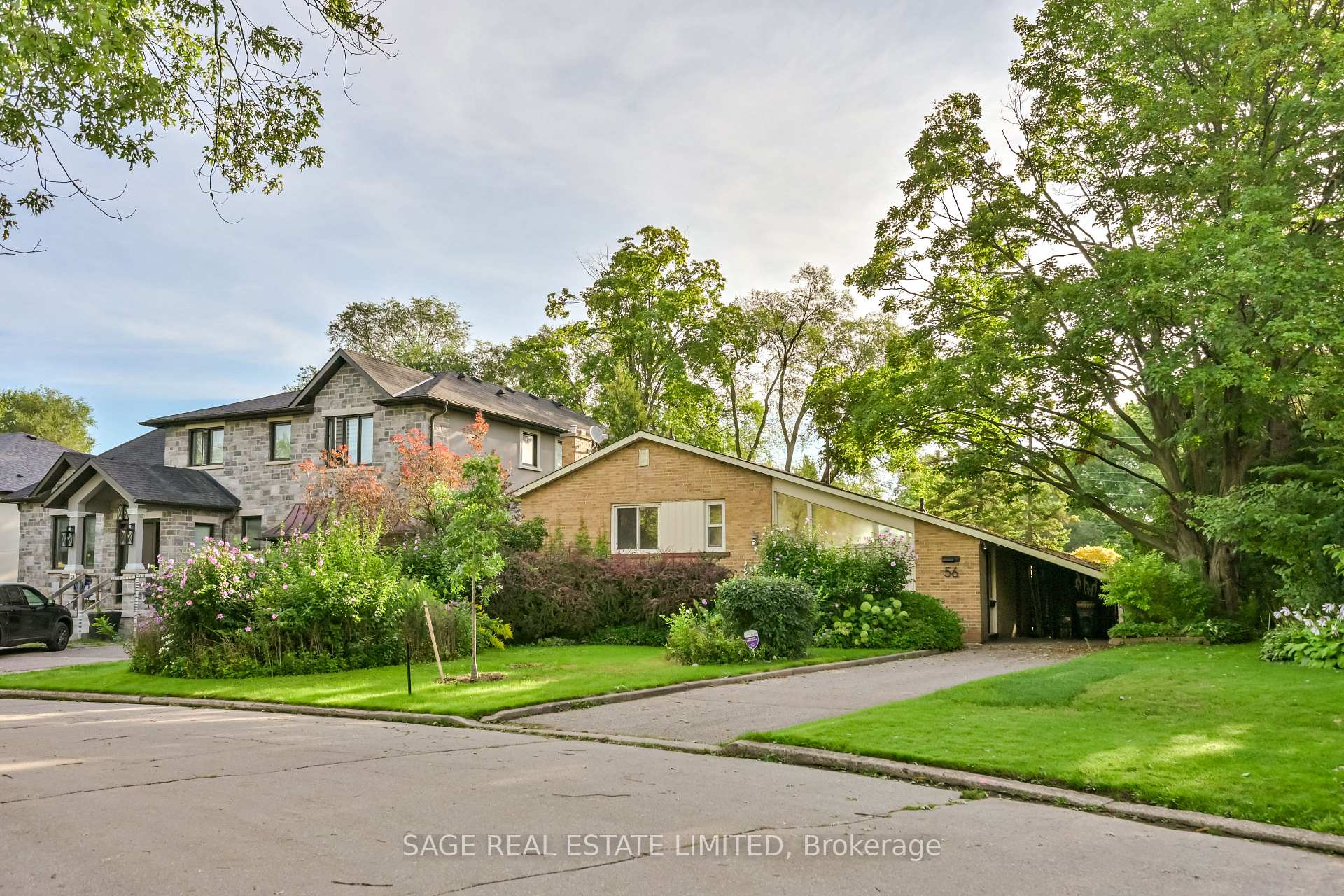 Photo 10 of 56 Grangemill Crescent, North York, Banbury-Don Mills — HOMEH