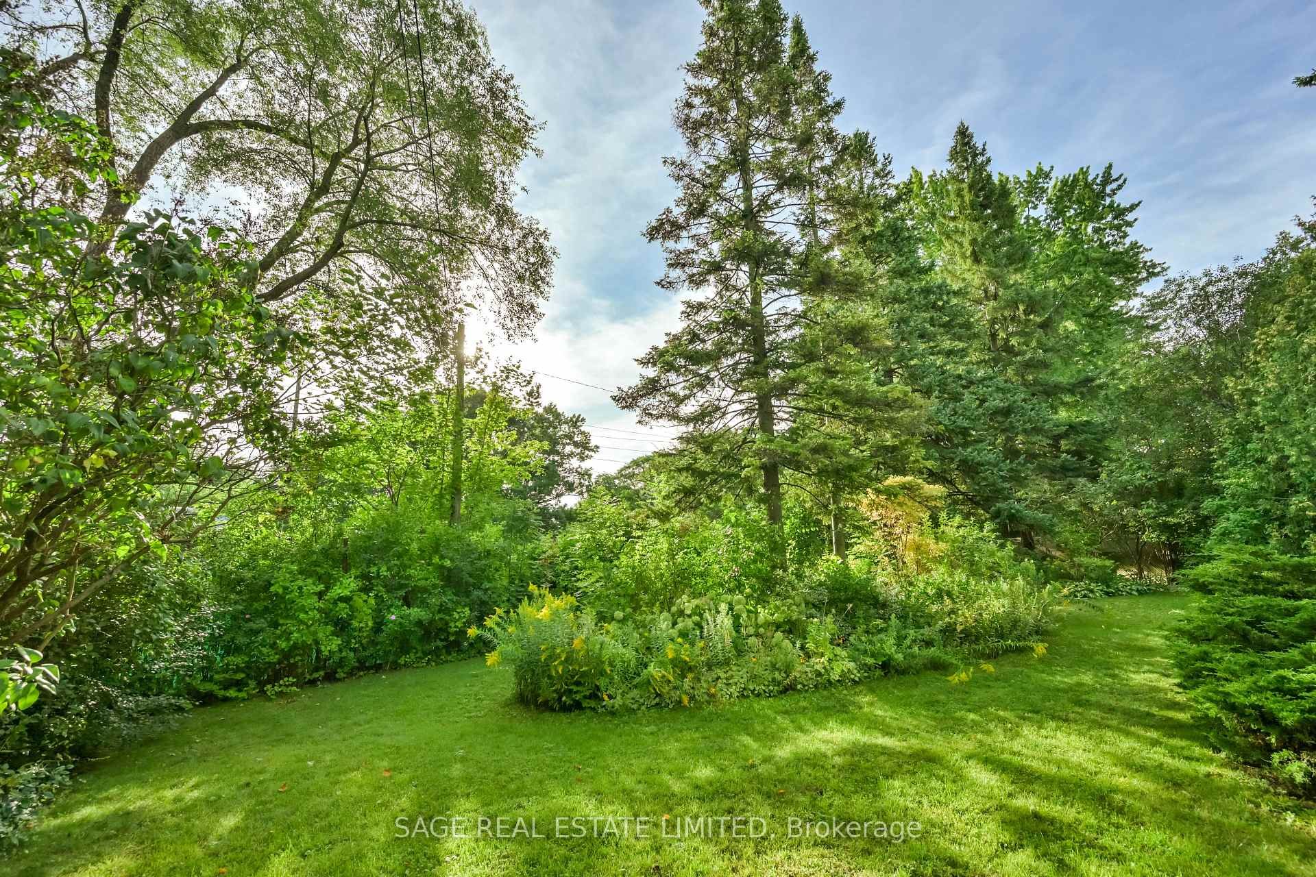Photo 40 of 56 Grangemill Crescent, North York, Banbury-Don Mills — HOMEH