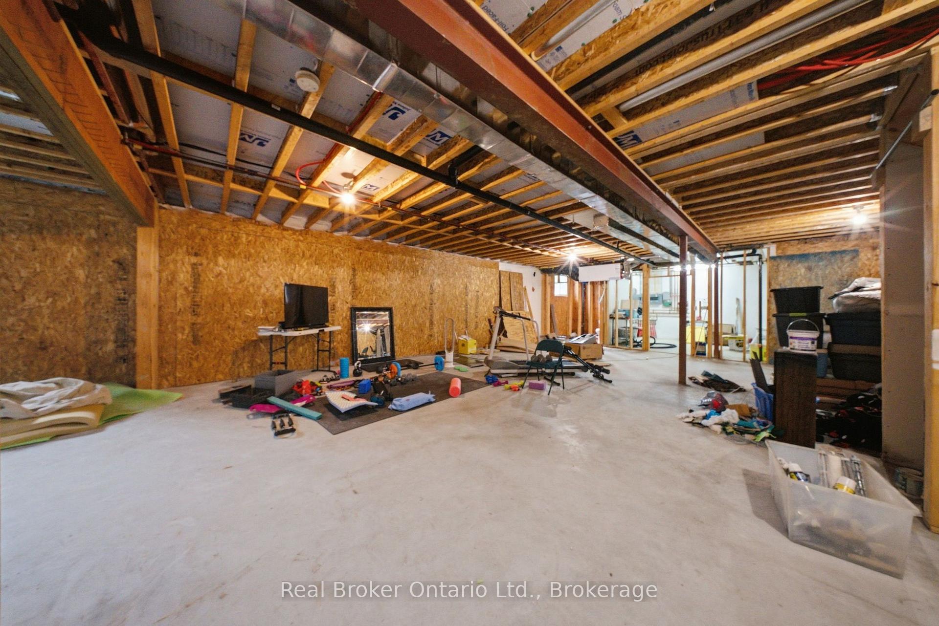 Photo 42 of 7399 Wellington 10 Road, Mapleton, Rural Mapleton — HOMEH