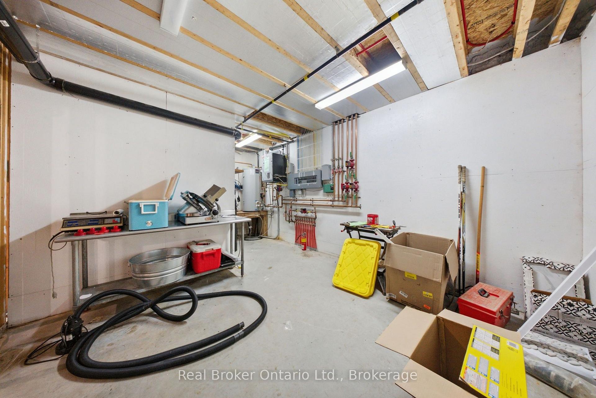 Photo 43 of 7399 Wellington 10 Road, Mapleton, Rural Mapleton — HOMEH