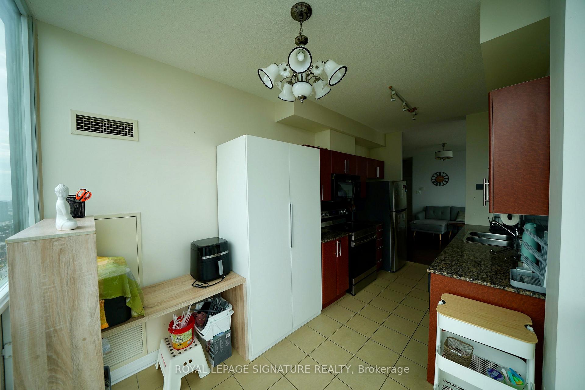 Photo 15 of Unit 3302, 3515 Kariya Drive, Mississauga, Fairview — HOMEH