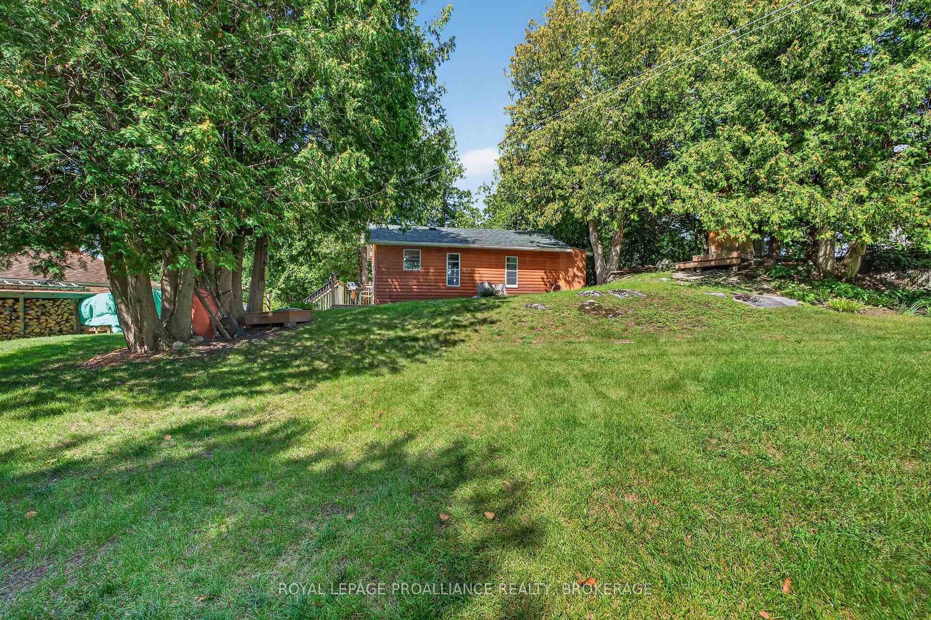 Photo 2 of 1006 Rocky Shore Lane, Frontenac, Frontenac South — HOMEH
