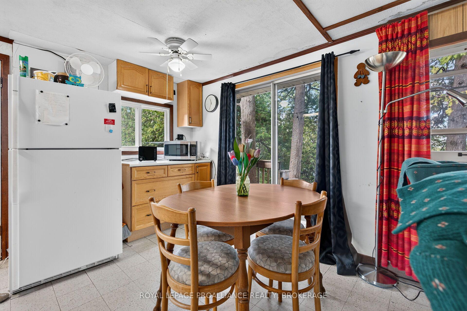 Photo 10 of 1006 Rocky Shore Lane, Frontenac, Frontenac South — HOMEH