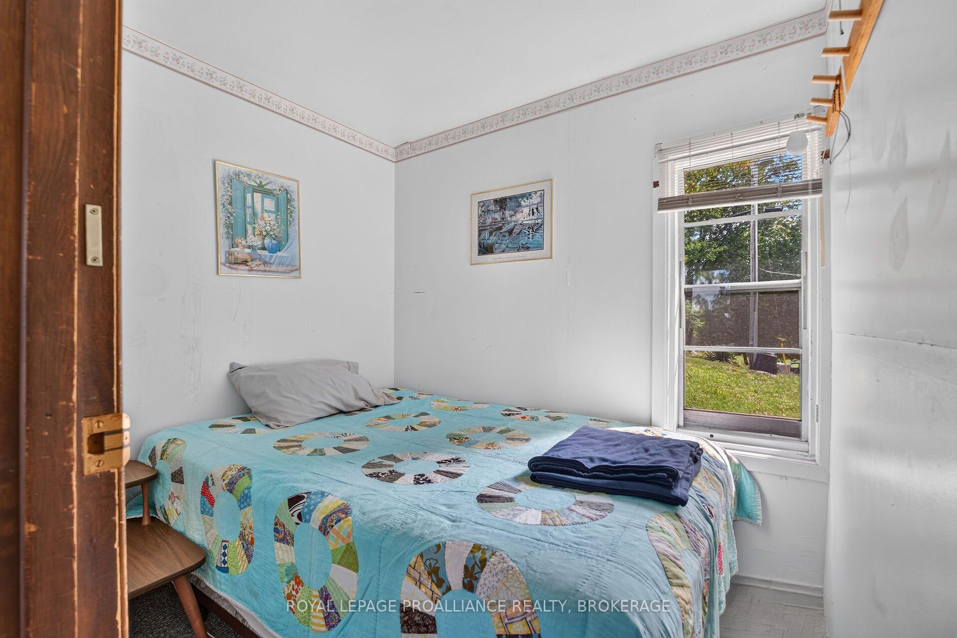 Photo 15 of 1006 Rocky Shore Lane, Frontenac, Frontenac South — HOMEH