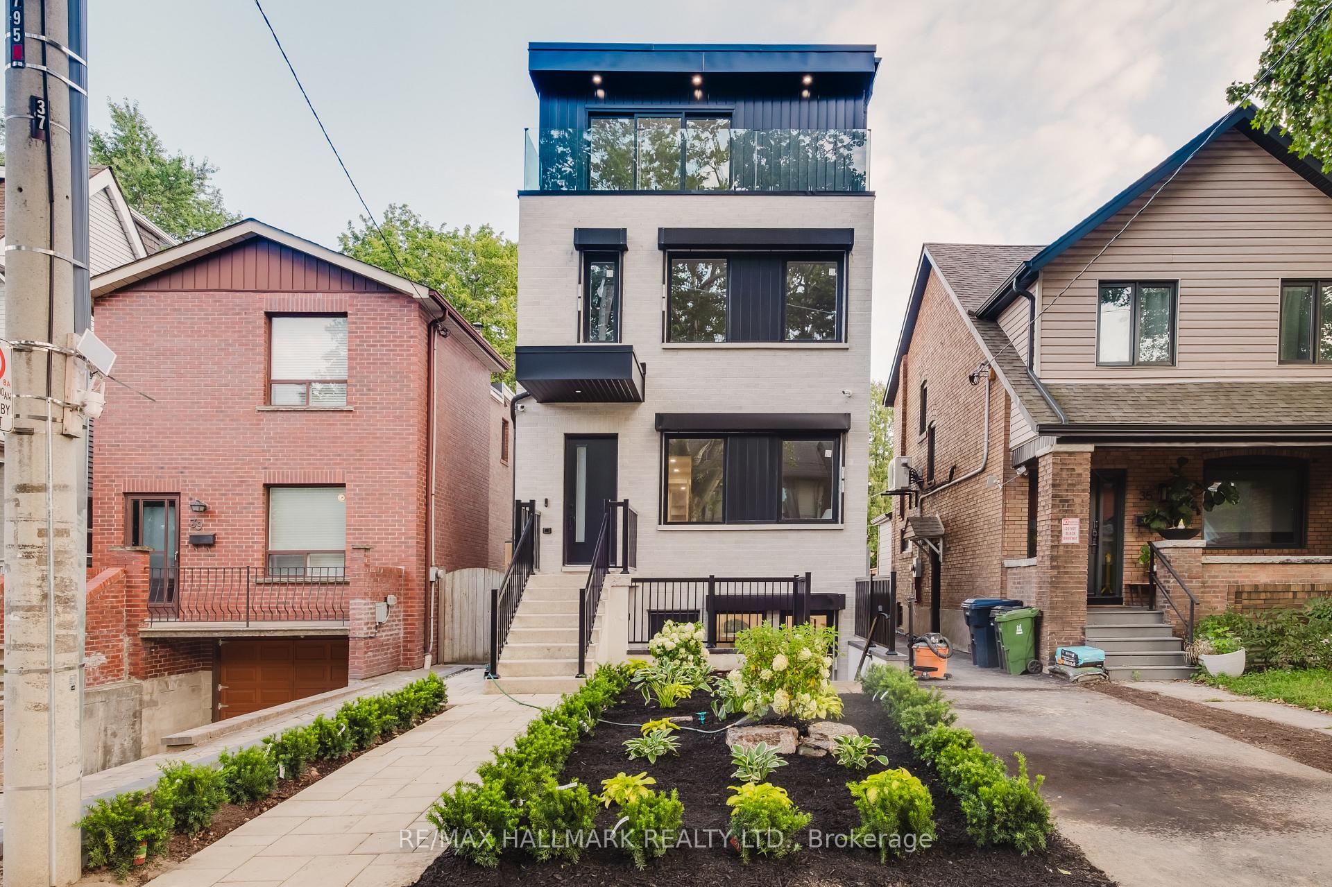 Photo 1 of Unit 3, 37 Milverton Boulevard, Toronto, Danforth — HOMEH