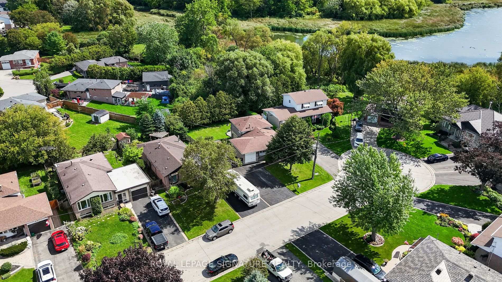 Photo 4 of 681 Balaton Avenue, Pickering, Bay Ridges — HOMEH