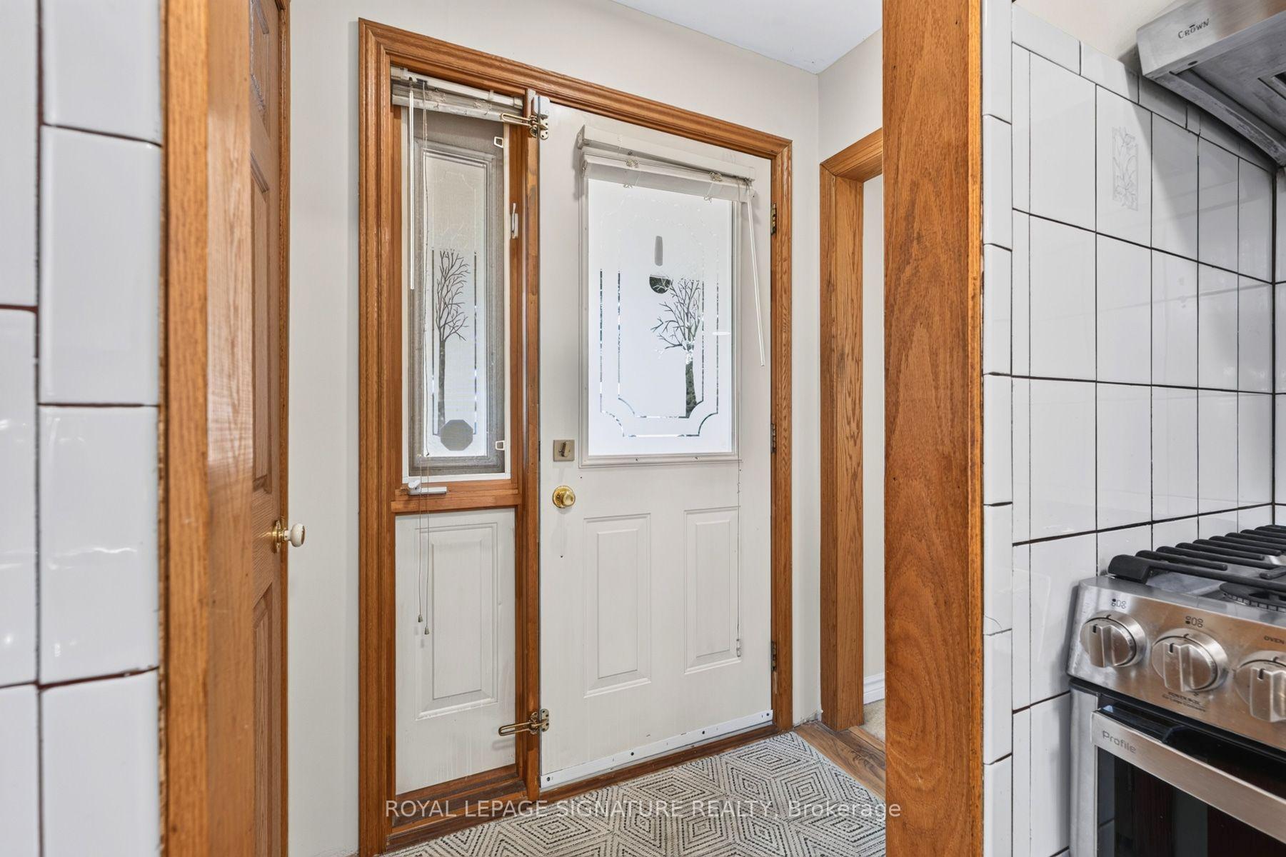 Photo 8 of 681 Balaton Avenue, Pickering, Bay Ridges — HOMEH
