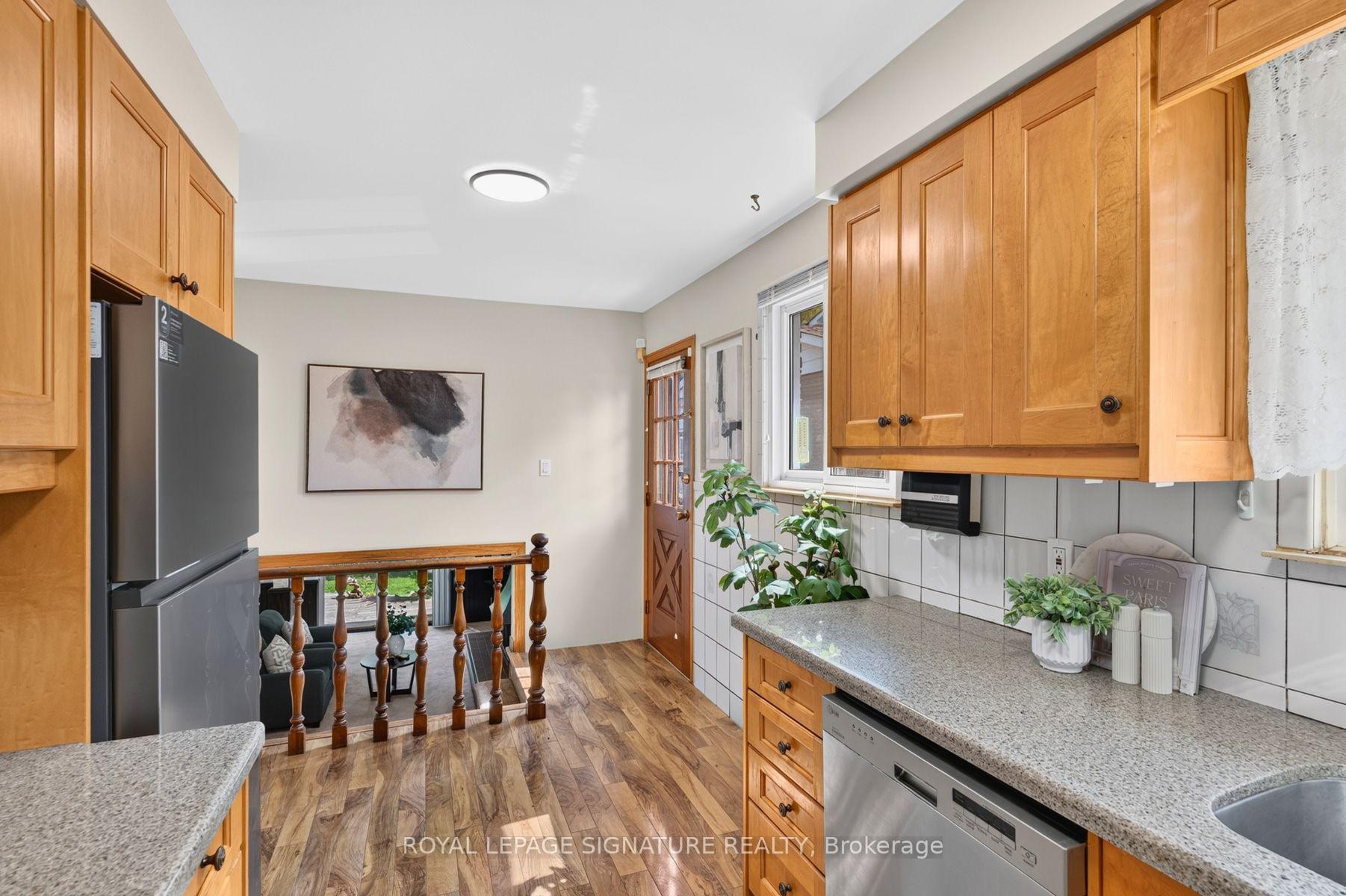 Photo 12 of 681 Balaton Avenue, Pickering, Bay Ridges — HOMEH