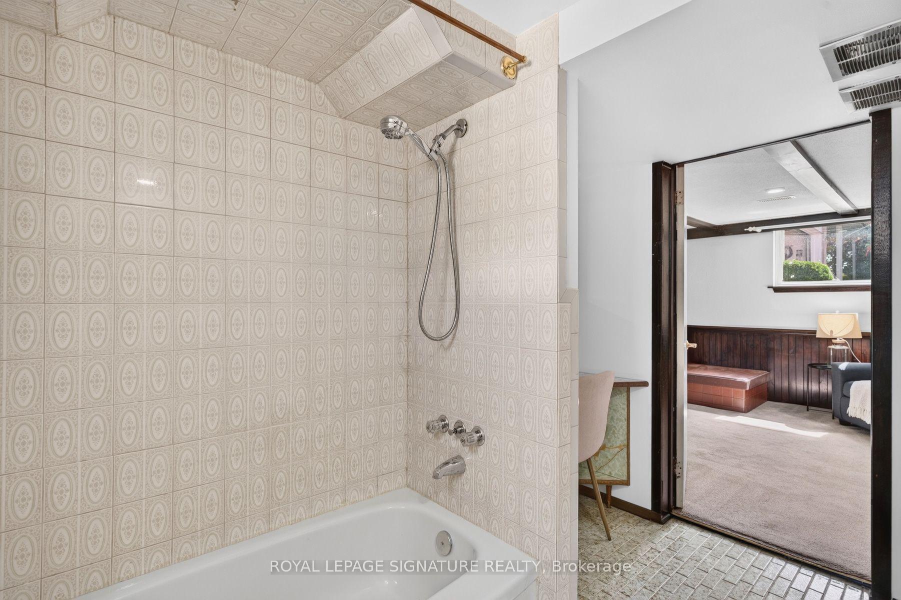 Photo 38 of 681 Balaton Avenue, Pickering, Bay Ridges — HOMEH