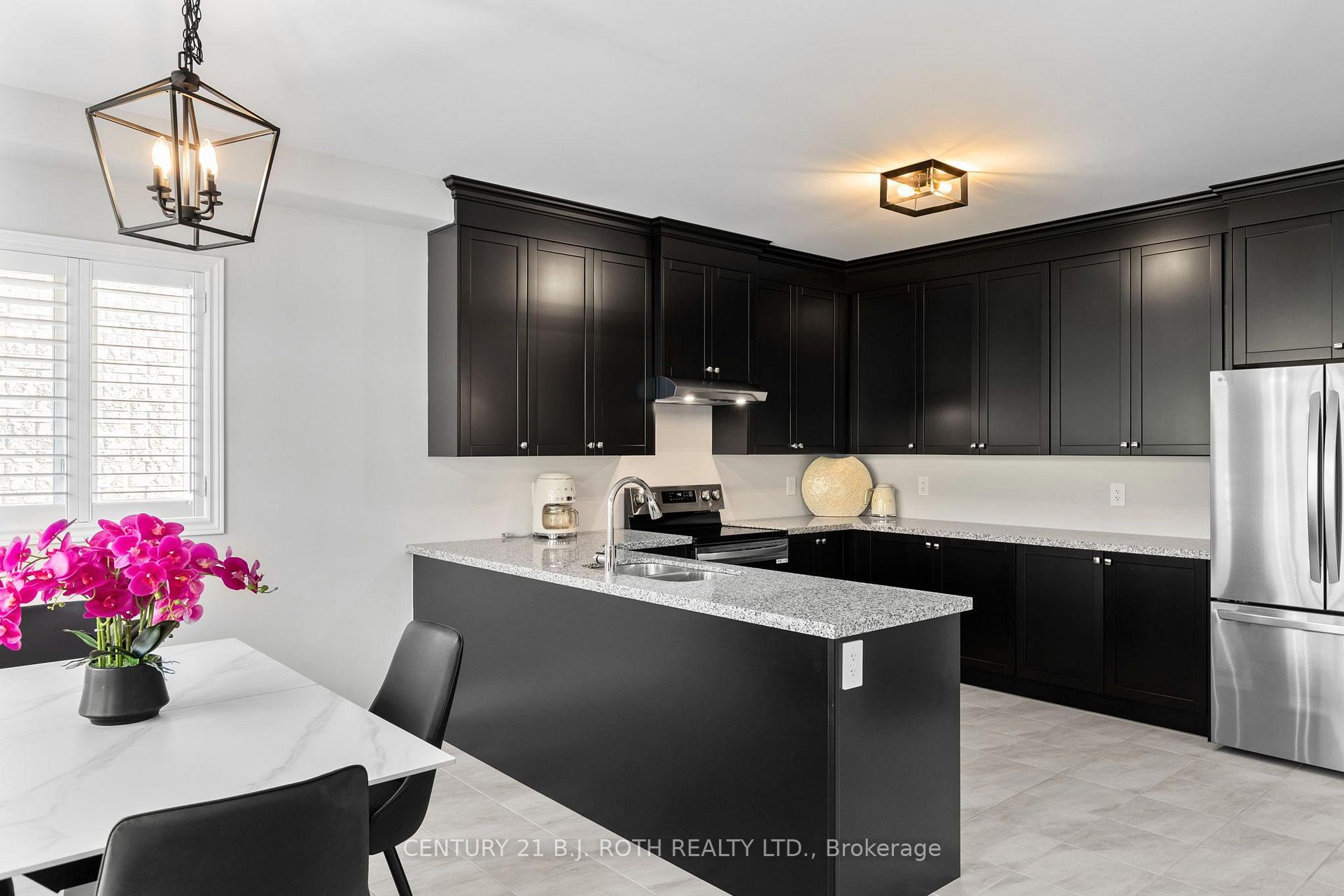 Photo 9 of 2970 Monarch Drive, Orillia — HOMEH