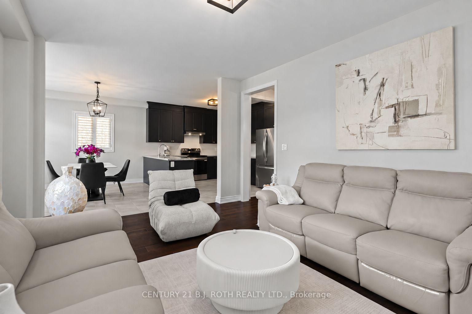 Photo 6 of 2970 Monarch Drive, Orillia — HOMEH