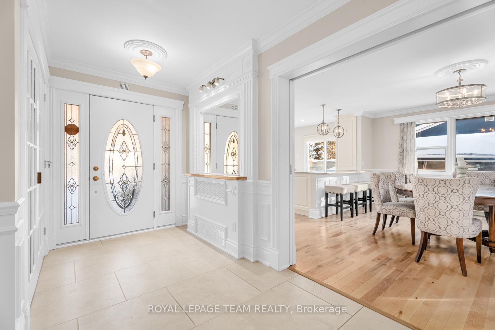 Photo 3 of 235 Hemlock Road, Ottawa, Rockcliffe — HOMEH
