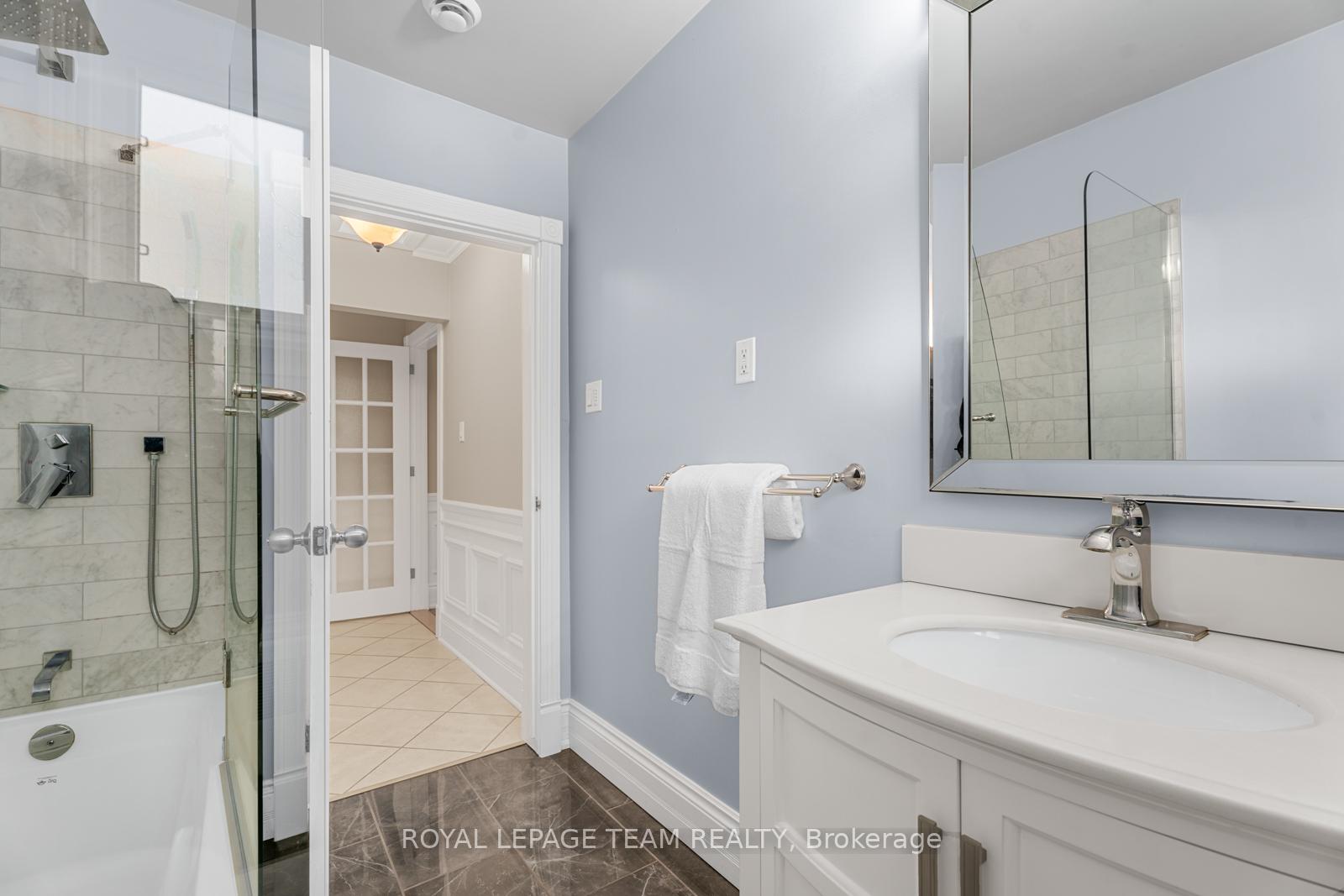 Photo 22 of 235 Hemlock Road, Ottawa, Rockcliffe — HOMEH