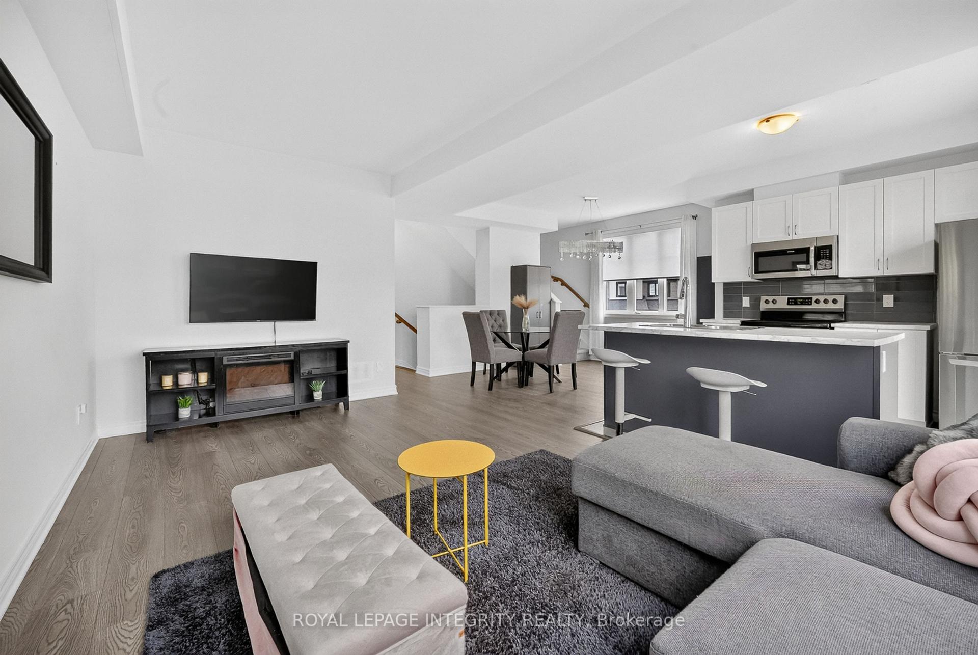Photo 10 of 54 Cordage Street, Ottawa, Avalon East — HOMEH