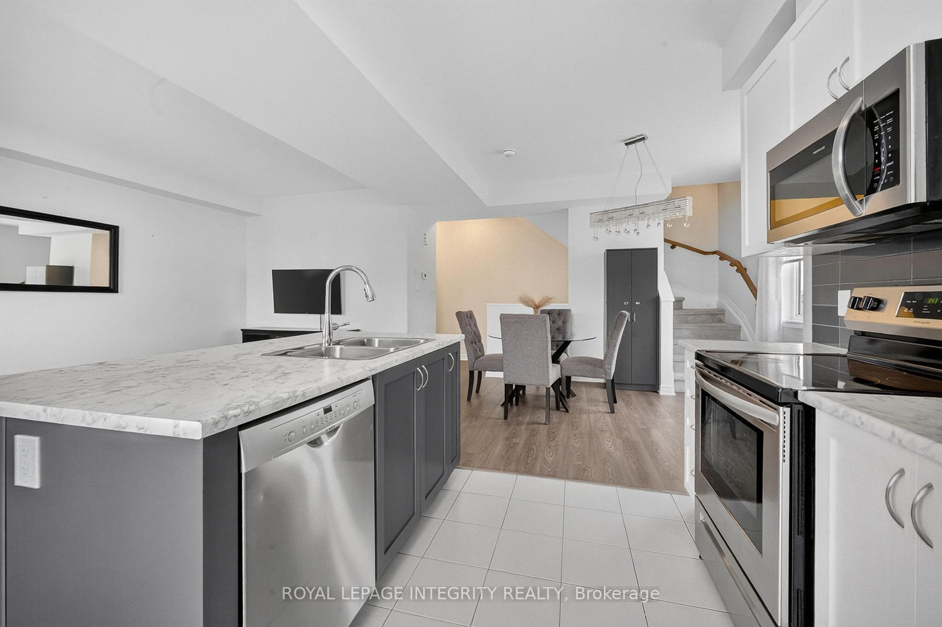 Photo 14 of 54 Cordage Street, Ottawa, Avalon East — HOMEH