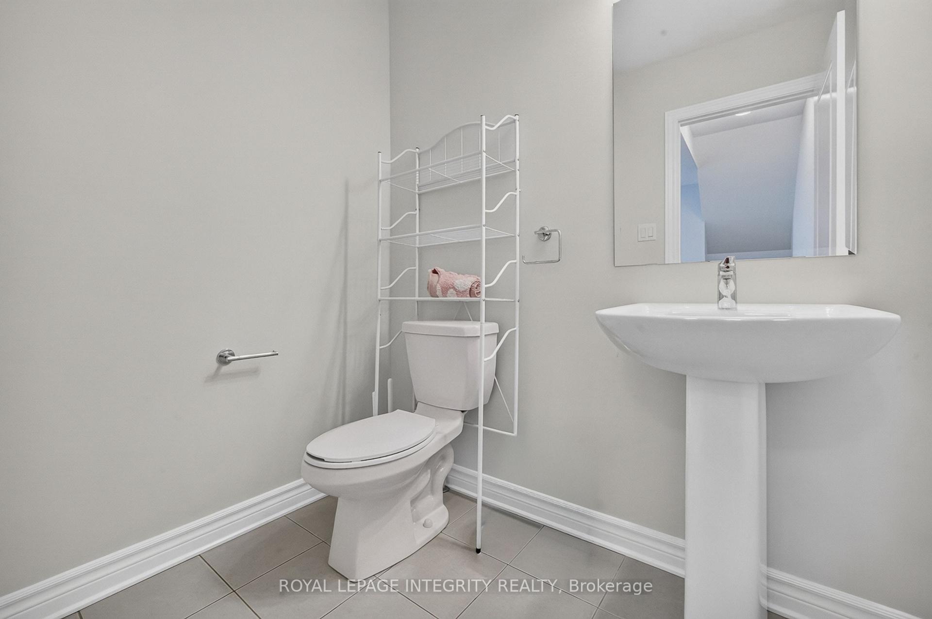 Photo 21 of 54 Cordage Street, Ottawa, Avalon East — HOMEH