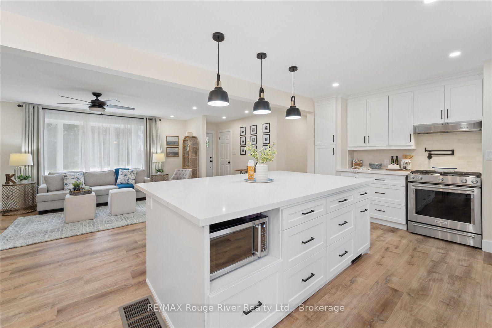 Photo 10 of 3714 Newtonville Road, Clarington, Rural Clarington — HOMEH