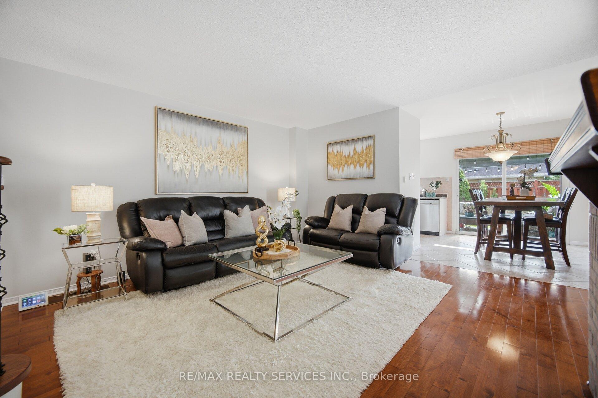 Photo 13 of 72 Yellow Brick Road, Brampton, Brampton North — HOMEH