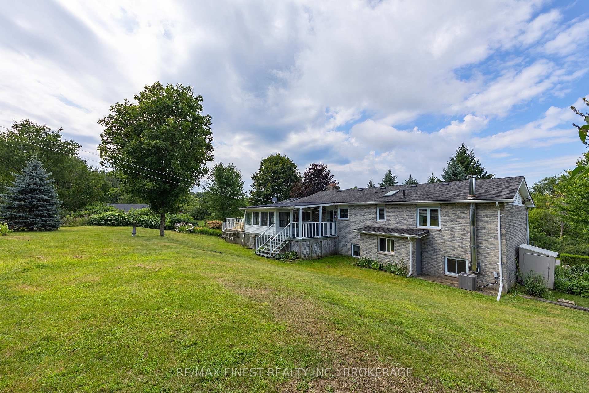 Photo 11 of 1881 Macalpine Road, Kingston, Kingston East (Incl CFB Kingston) — HOMEH