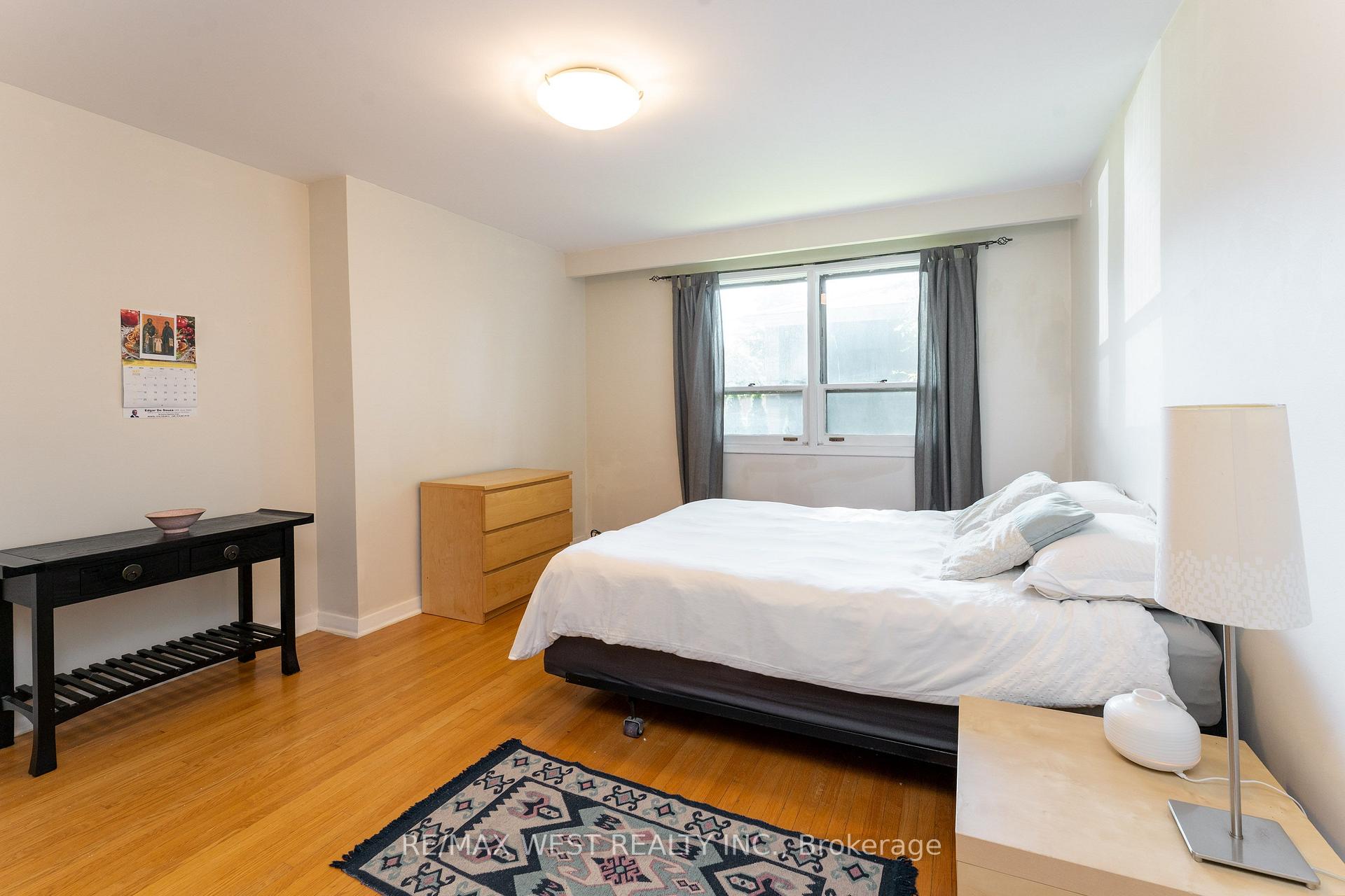 Photo 24 of 274 Maxwell Street, North York, Bathurst Manor — HOMEH
