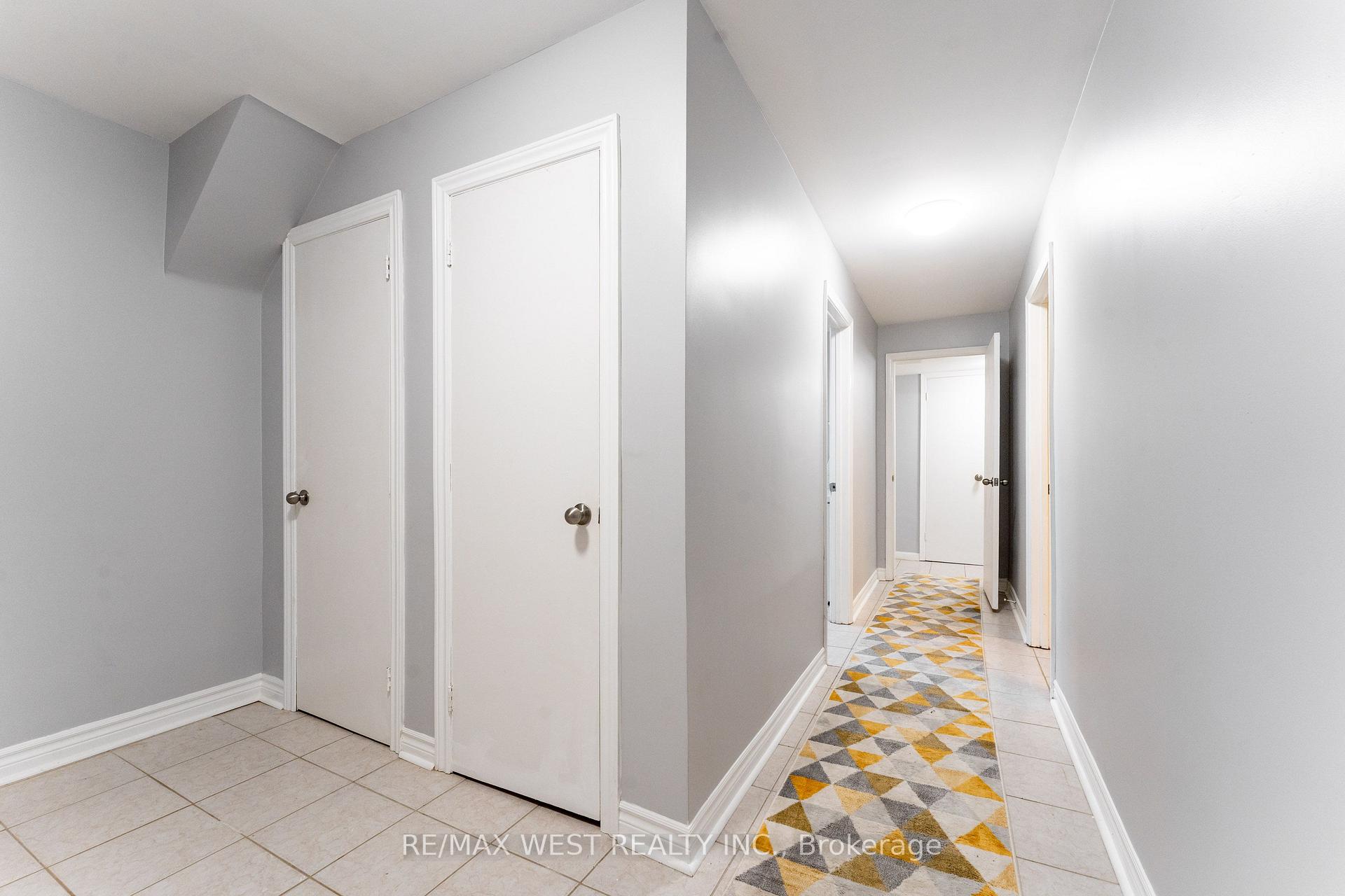 Photo 30 of 274 Maxwell Street, North York, Bathurst Manor — HOMEH