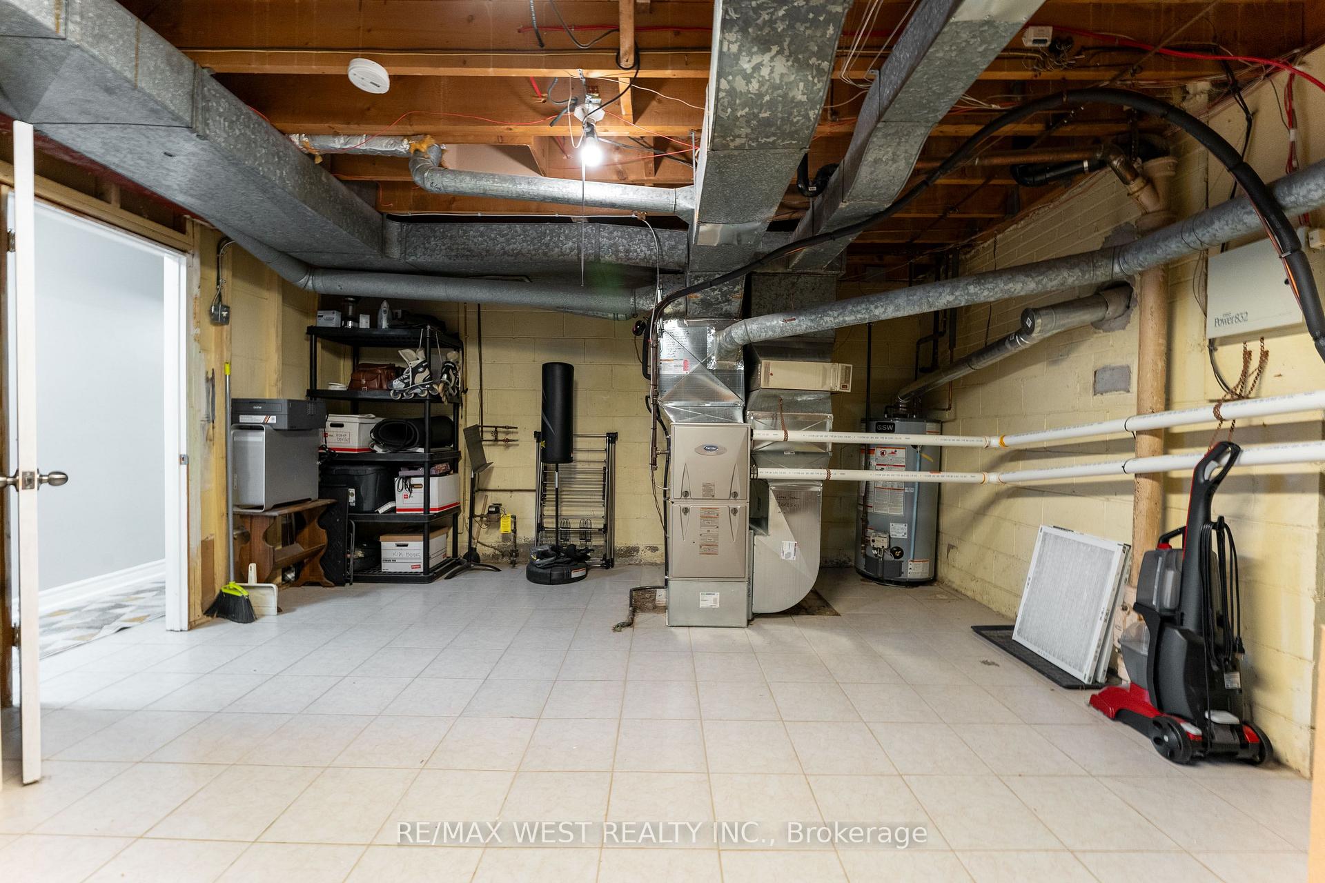 Photo 34 of 274 Maxwell Street, North York, Bathurst Manor — HOMEH
