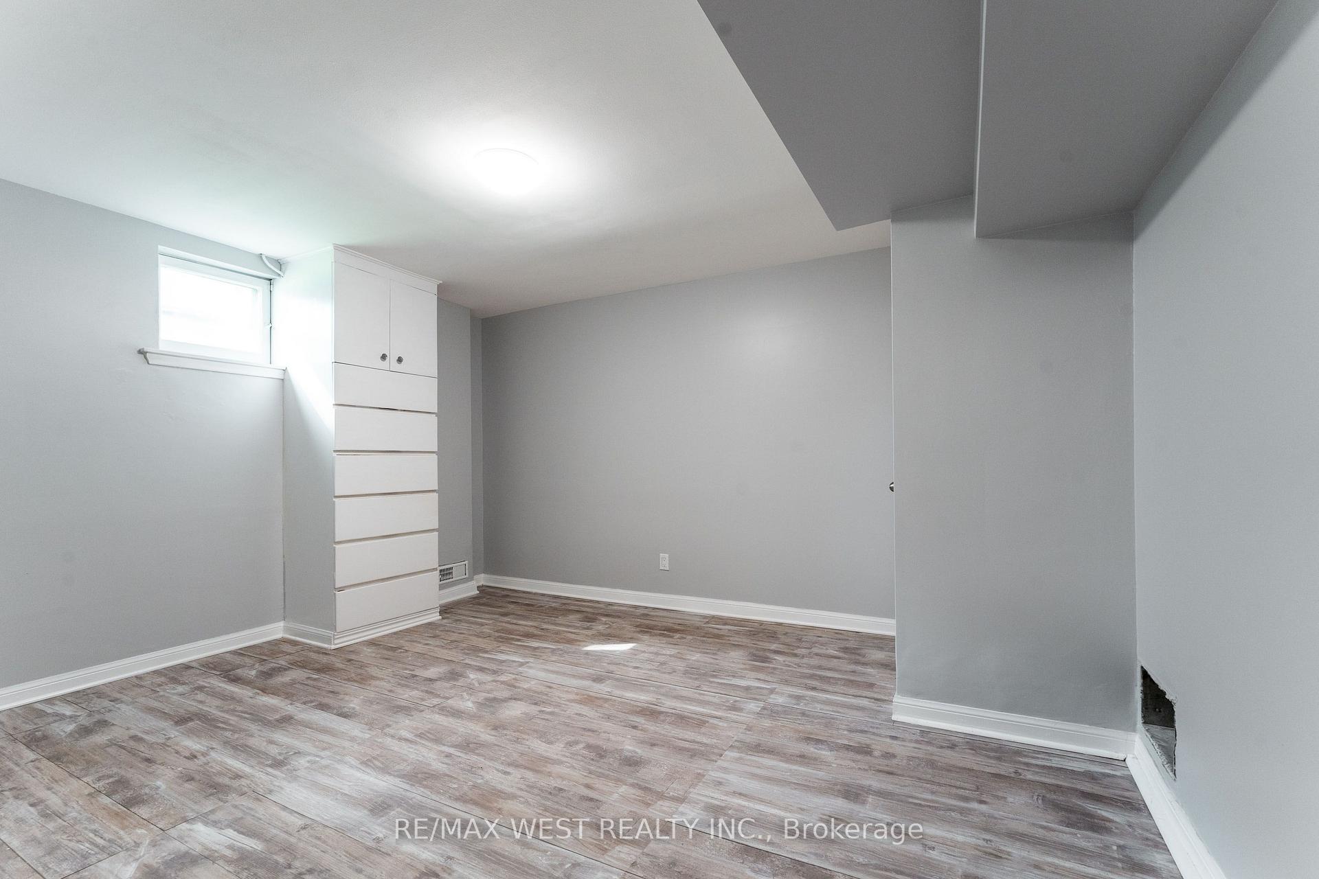 Photo 41 of 274 Maxwell Street, North York, Bathurst Manor — HOMEH