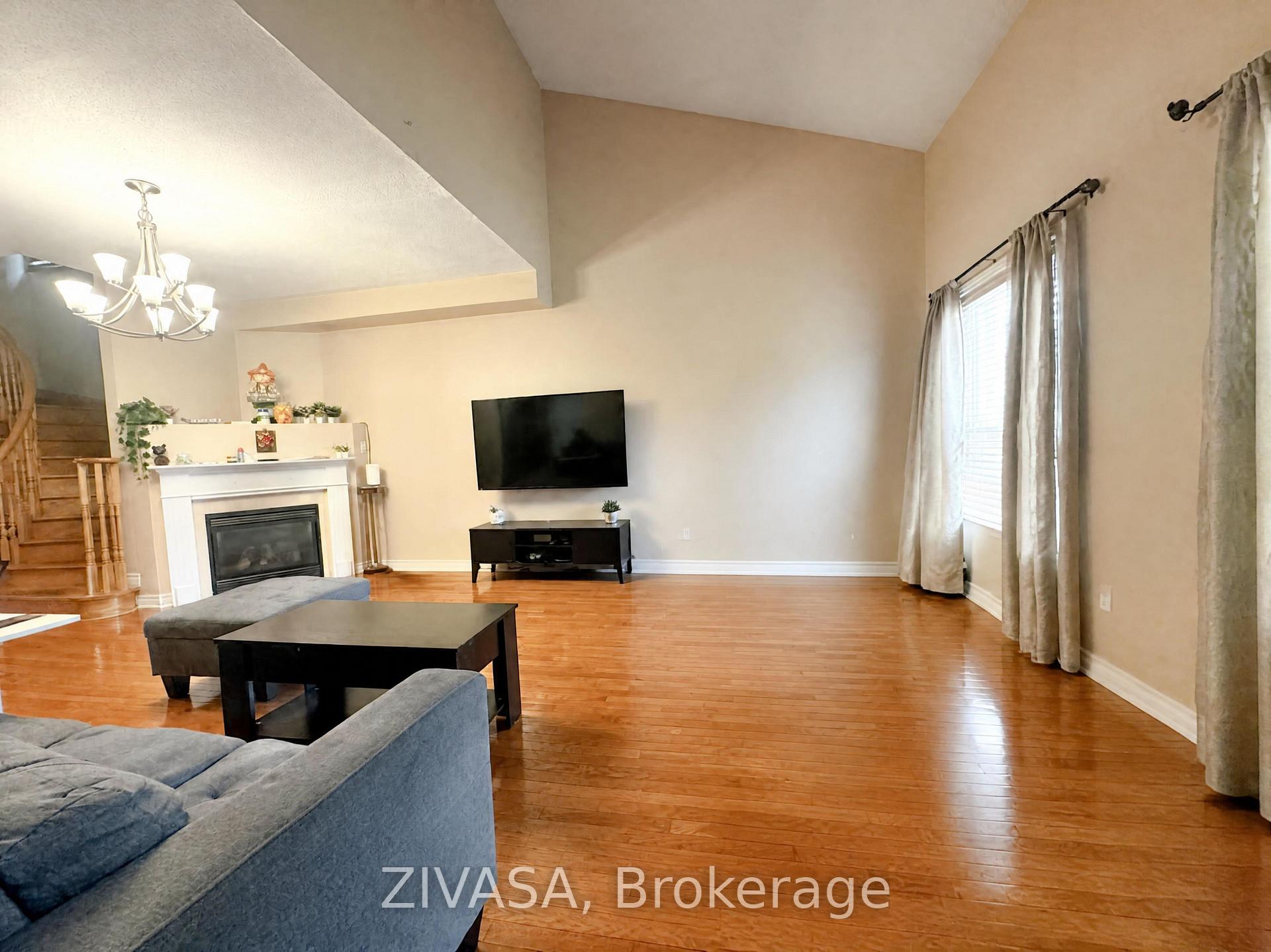 Photo 2 of Unit UPPER, 84 Game Creek Crescent, Brampton, Northwest Sandalwood Parkway — HOMEH