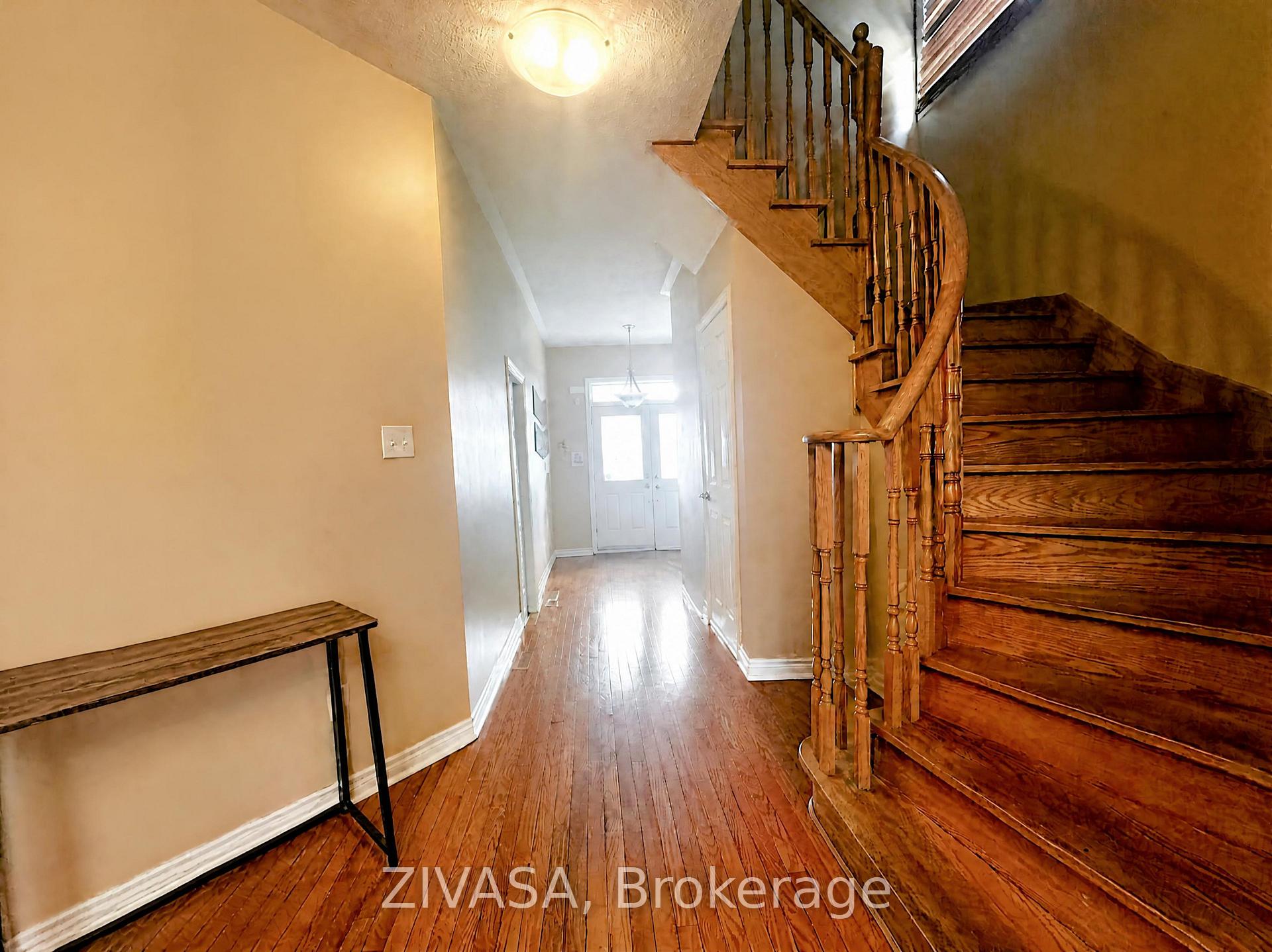 Photo 4 of Unit UPPER, 84 Game Creek Crescent, Brampton, Northwest Sandalwood Parkway — HOMEH