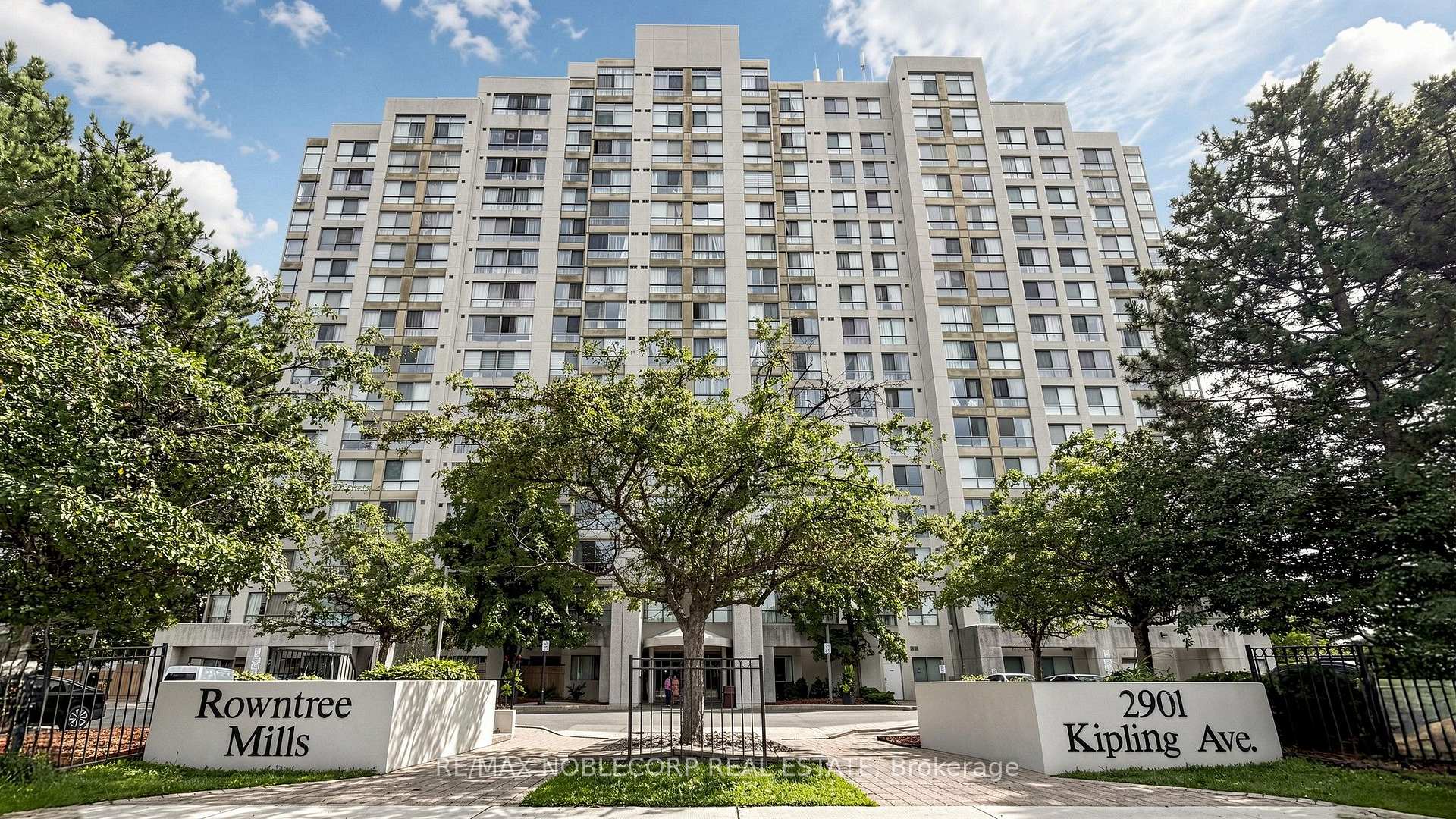 Photo 2 of Unit 804, 2901 Kipling Avenue, Etobicoke, Mount Olive-Silverstone-Jamestown — HOMEH