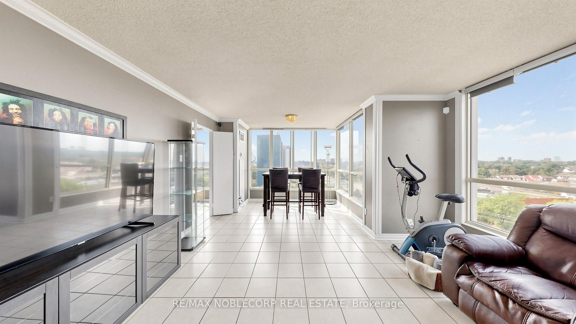 Photo 12 of Unit 804, 2901 Kipling Avenue, Etobicoke, Mount Olive-Silverstone-Jamestown — HOMEH