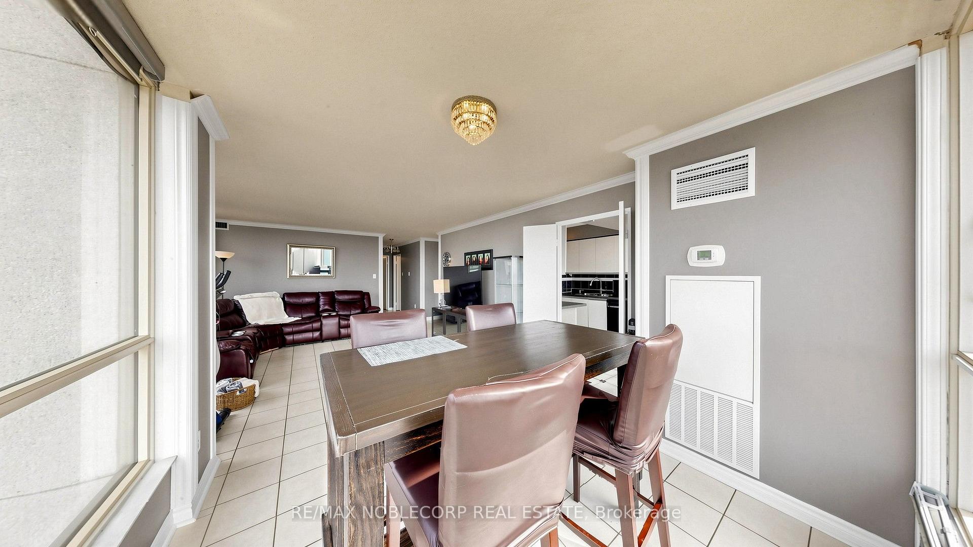 Photo 16 of Unit 804, 2901 Kipling Avenue, Etobicoke, Mount Olive-Silverstone-Jamestown — HOMEH