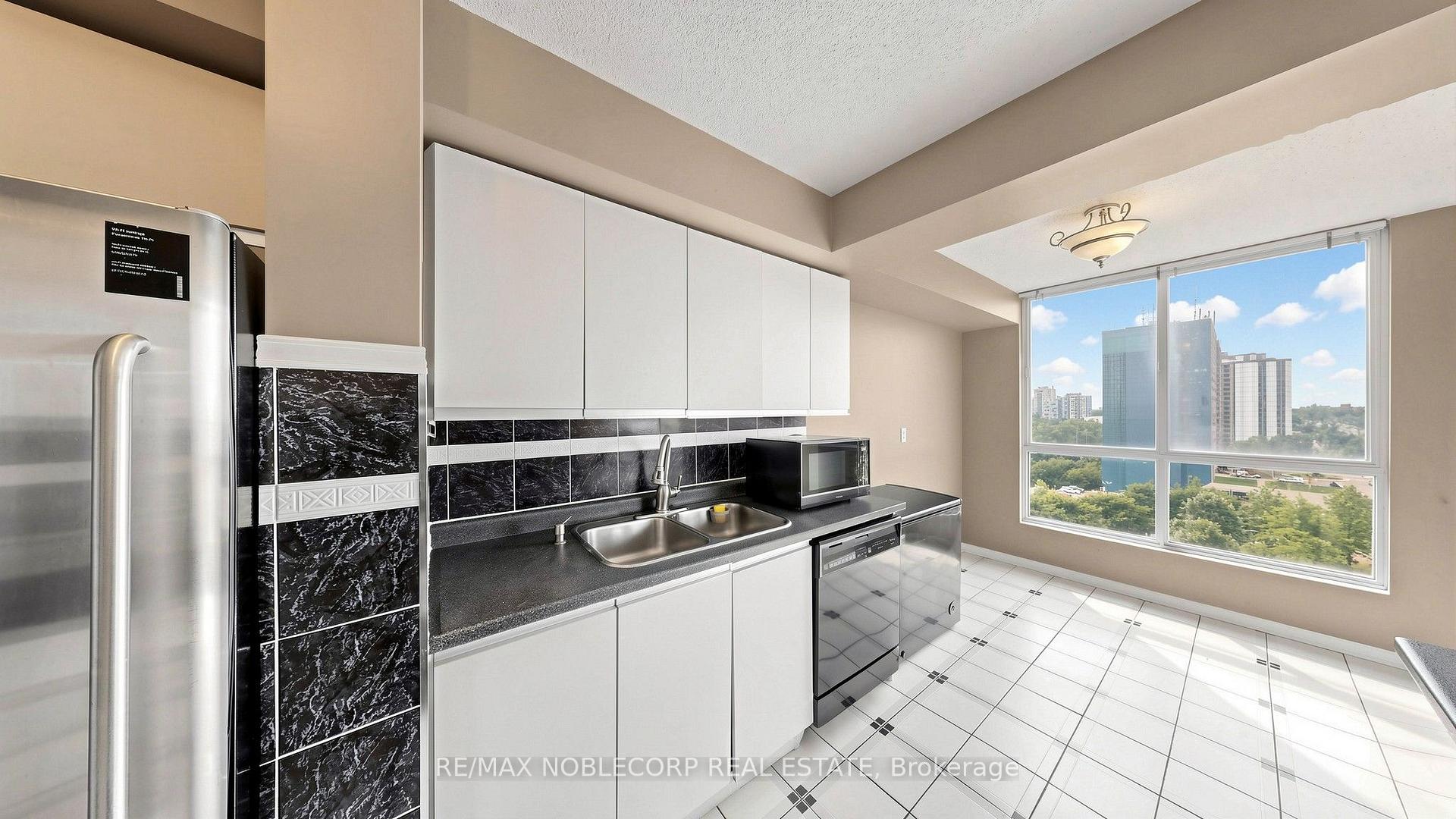 Photo 21 of Unit 804, 2901 Kipling Avenue, Etobicoke, Mount Olive-Silverstone-Jamestown — HOMEH