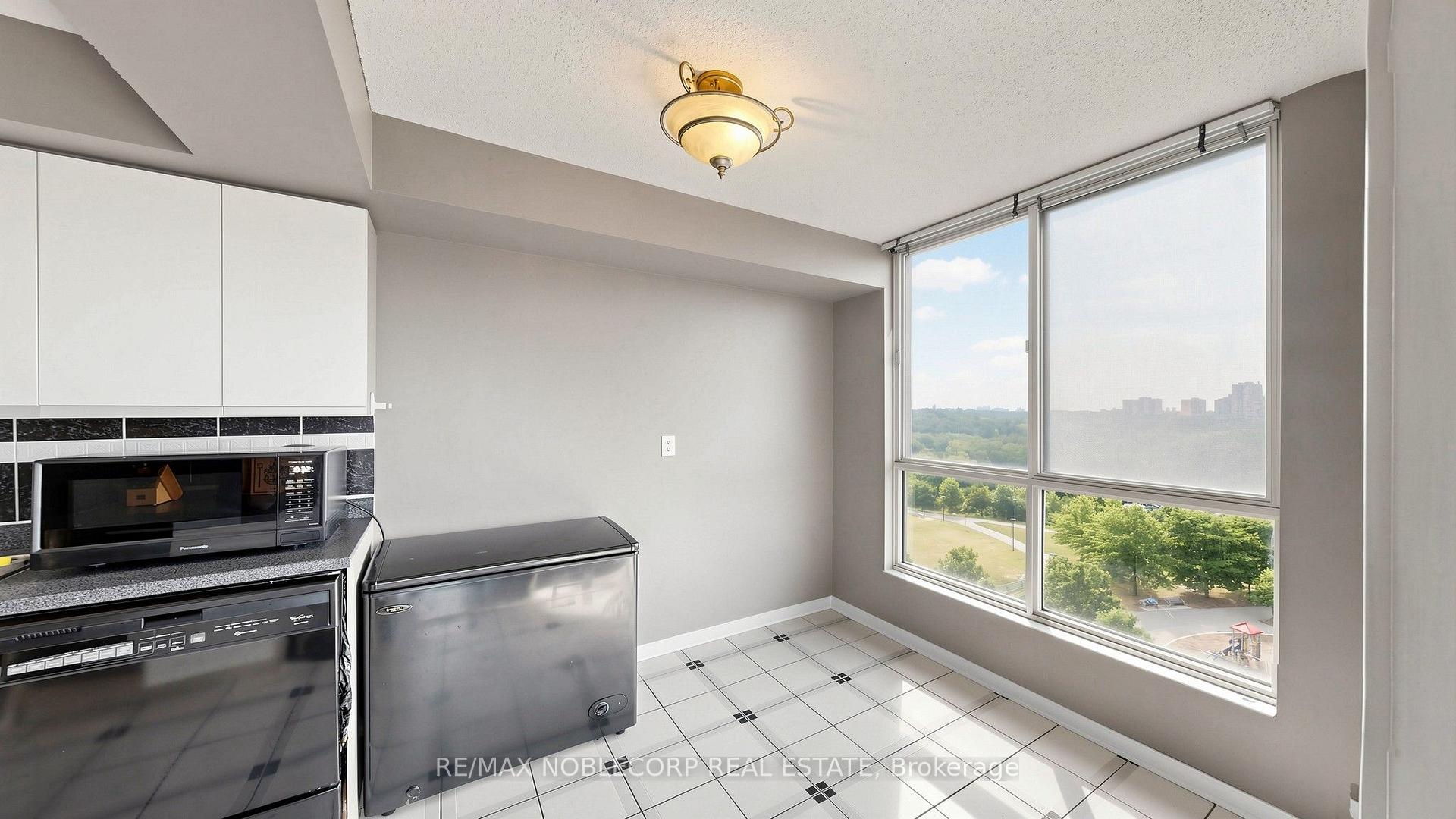 Photo 25 of Unit 804, 2901 Kipling Avenue, Etobicoke, Mount Olive-Silverstone-Jamestown — HOMEH