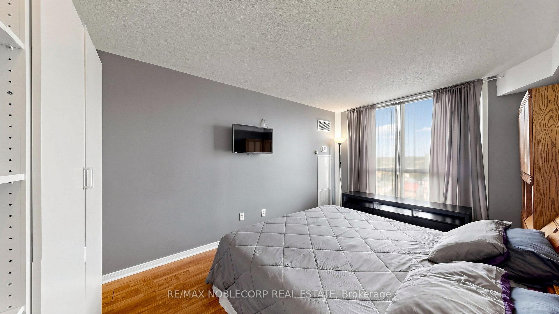 Photo 28 of Unit 804, 2901 Kipling Avenue, Etobicoke, Mount Olive-Silverstone-Jamestown — HOMEH