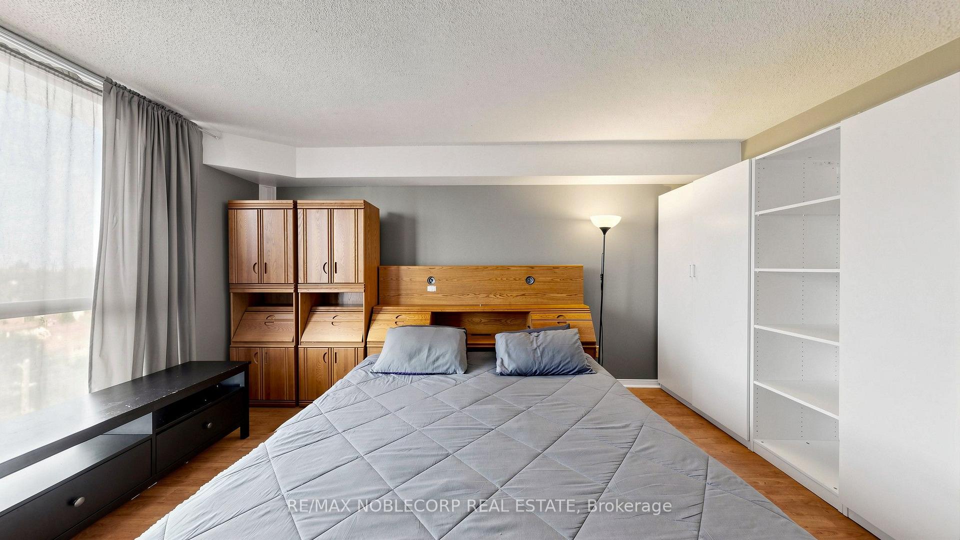 Photo 29 of Unit 804, 2901 Kipling Avenue, Etobicoke, Mount Olive-Silverstone-Jamestown — HOMEH