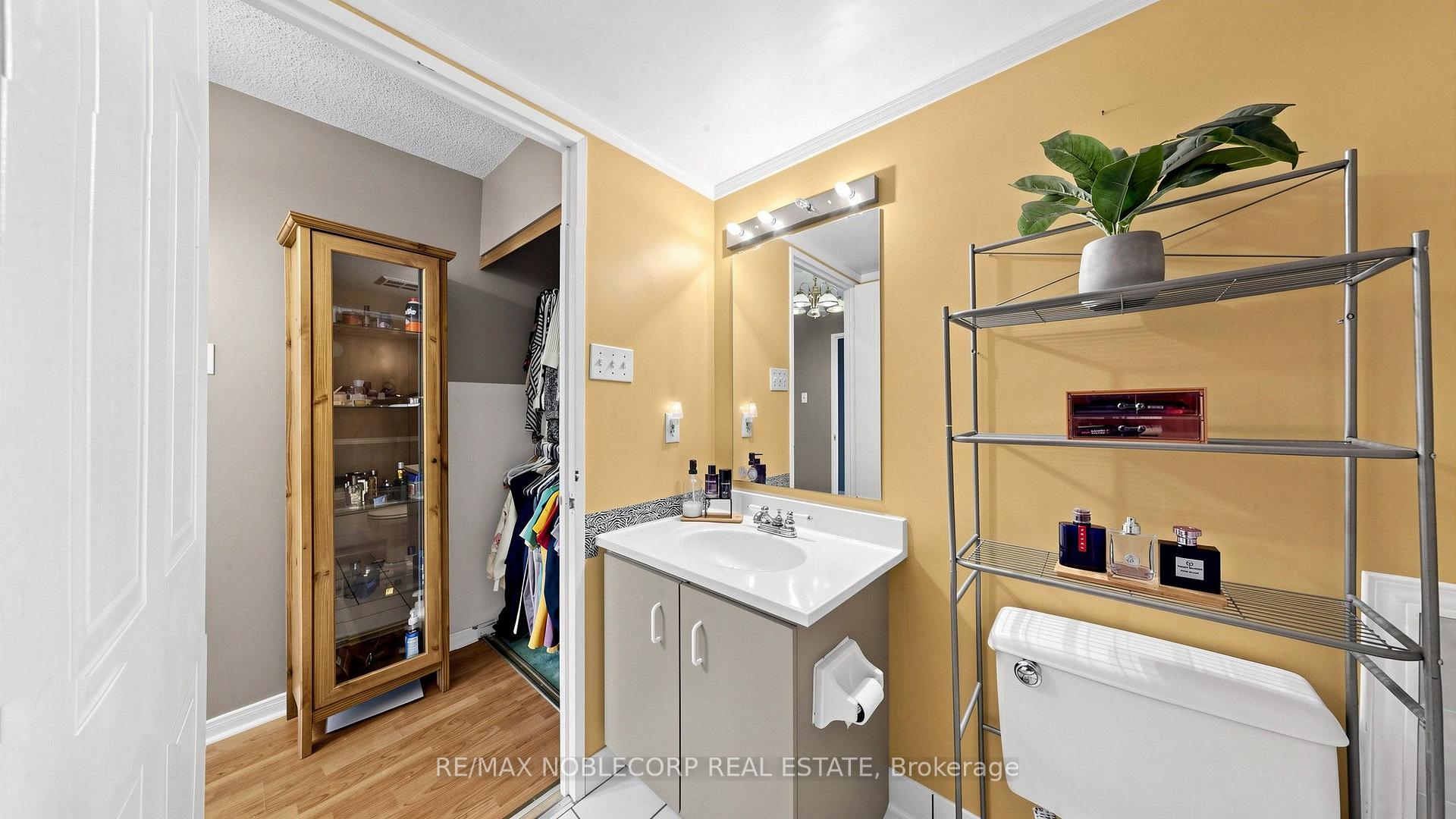 Photo 34 of Unit 804, 2901 Kipling Avenue, Etobicoke, Mount Olive-Silverstone-Jamestown — HOMEH