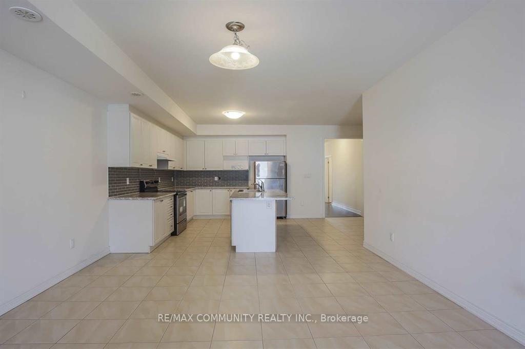 Photo 3 of 47 Luzon Avenue, Markham, Box Grove — HOMEH