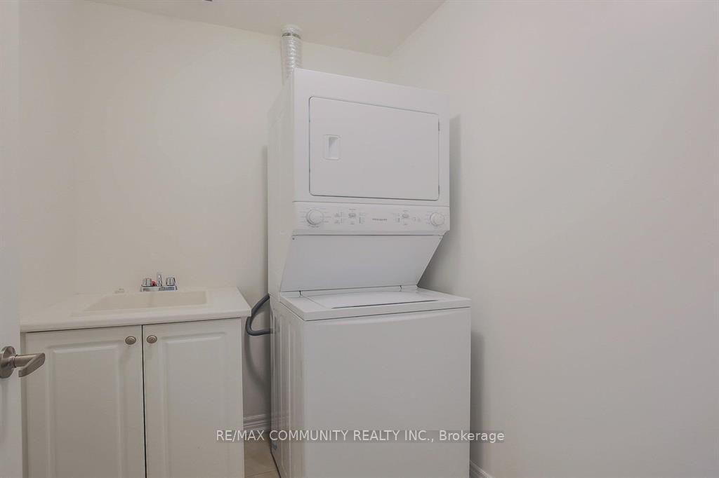 Photo 13 of 47 Luzon Avenue, Markham, Box Grove — HOMEH