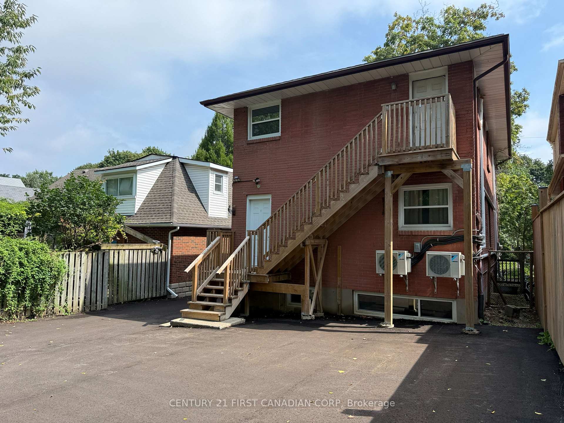 Photo 6 of 17 Carfrae Crescent, London, South F — HOMEH