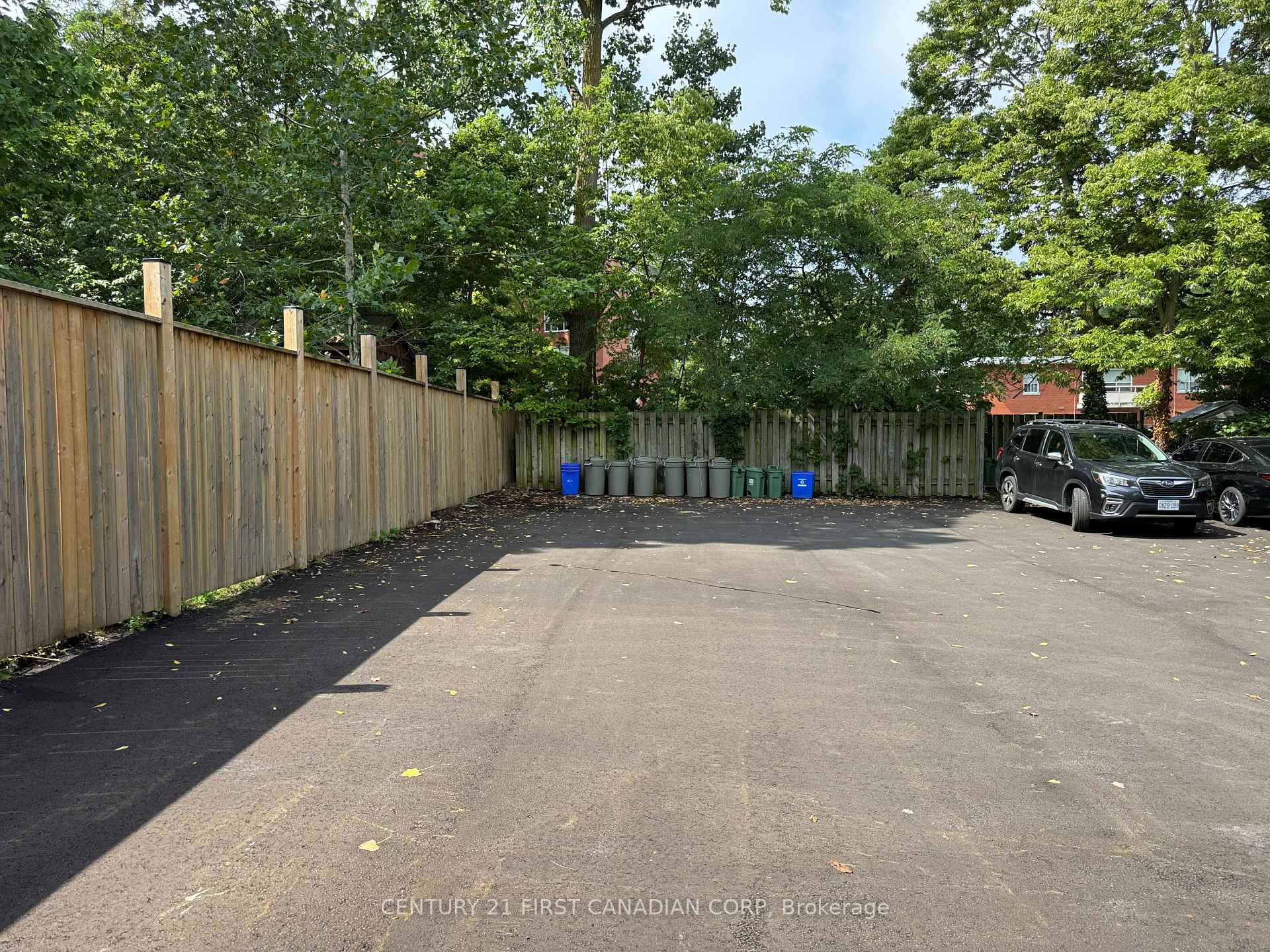 Photo 8 of 17 Carfrae Crescent, London, South F — HOMEH