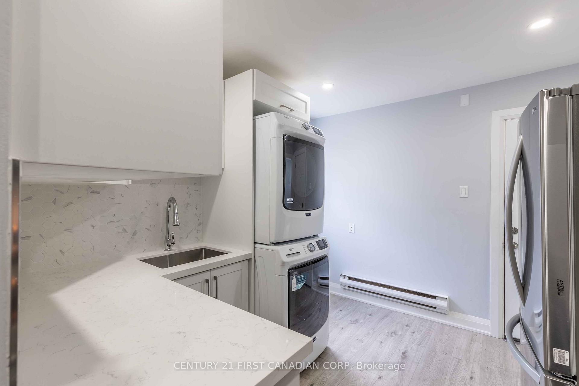 Photo 12 of 17 Carfrae Crescent, London, South F — HOMEH