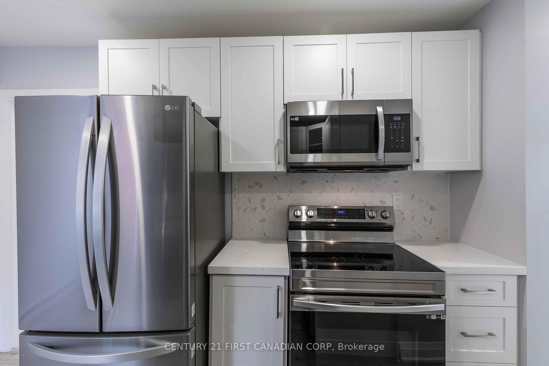 Photo 14 of 17 Carfrae Crescent, London, South F — HOMEH