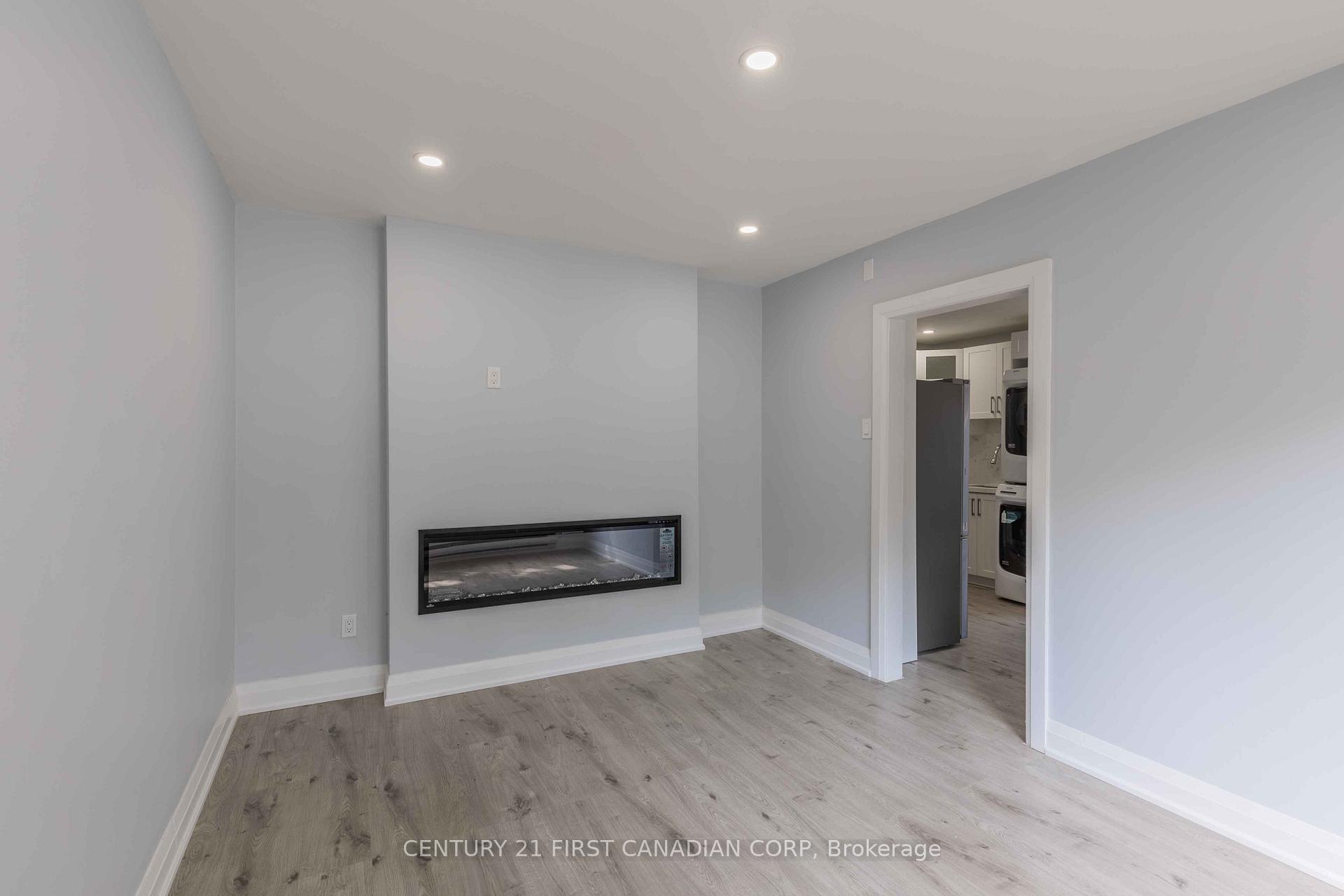 Photo 17 of 17 Carfrae Crescent, London, South F — HOMEH