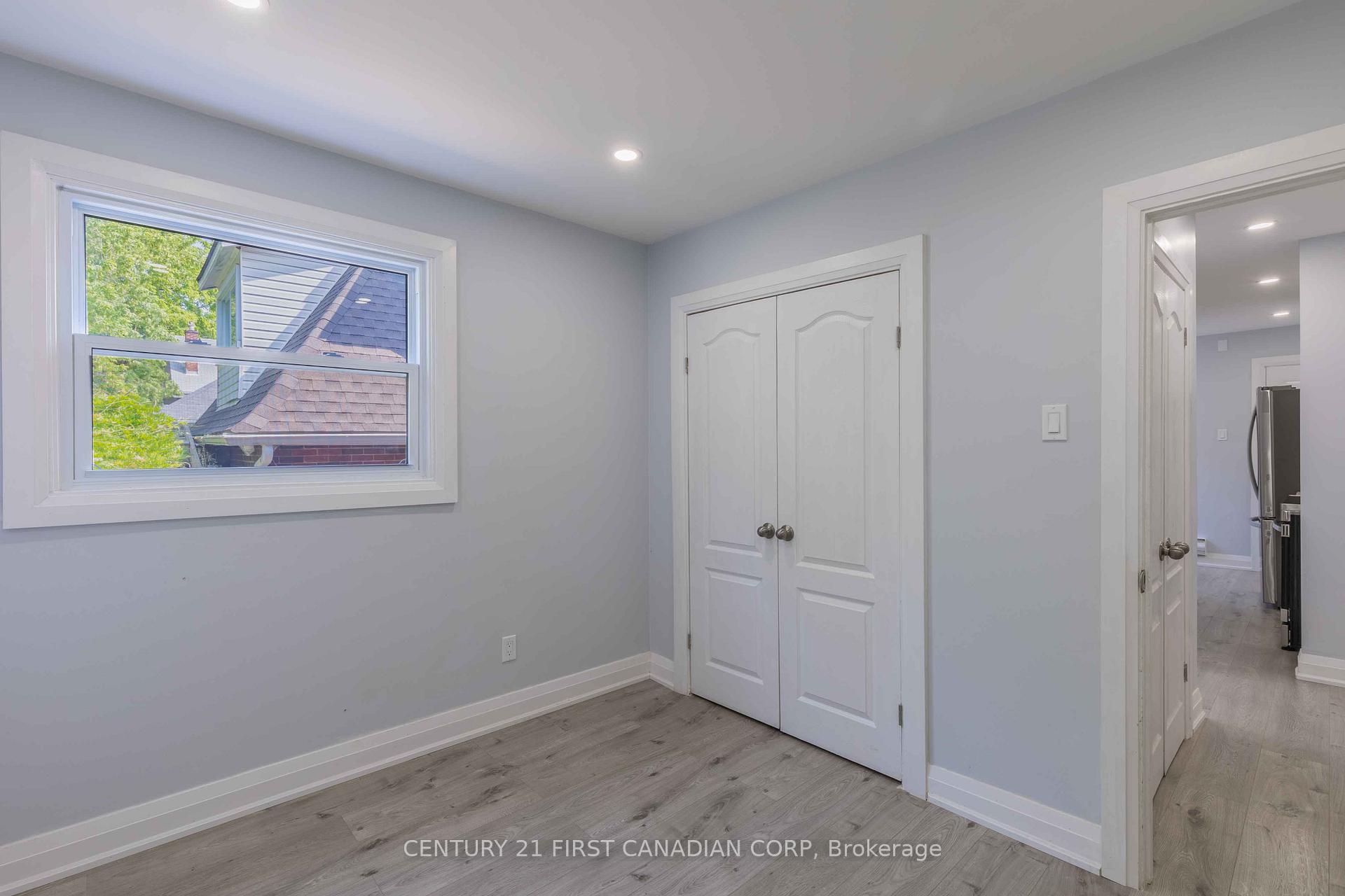 Photo 24 of 17 Carfrae Crescent, London, South F — HOMEH